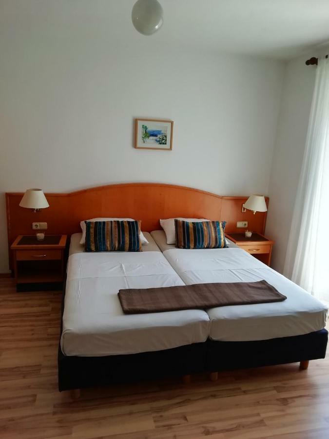 Village Apartment Skuric Cilipi Bagian luar foto